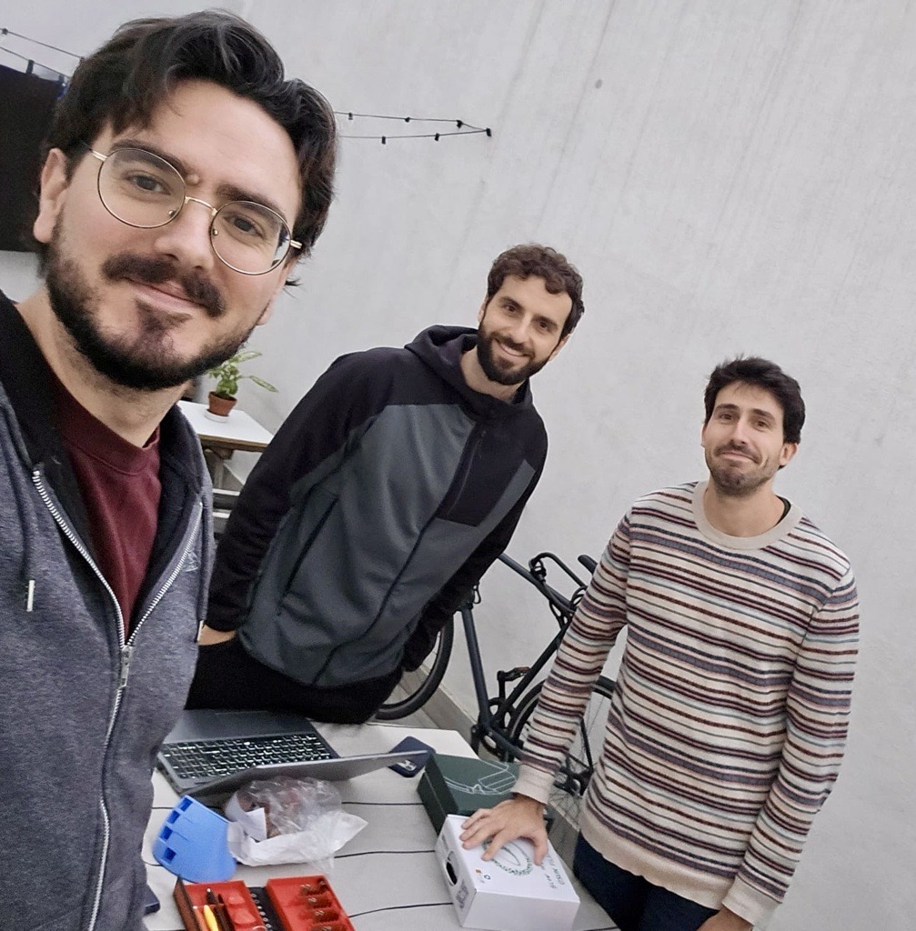 Equipo de Kite Controller durante el proceso de desarrollo